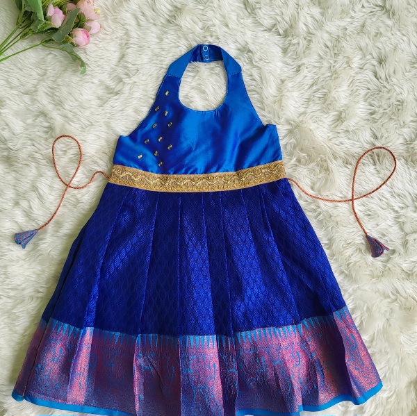 Halter neck frocks for babies hotsell